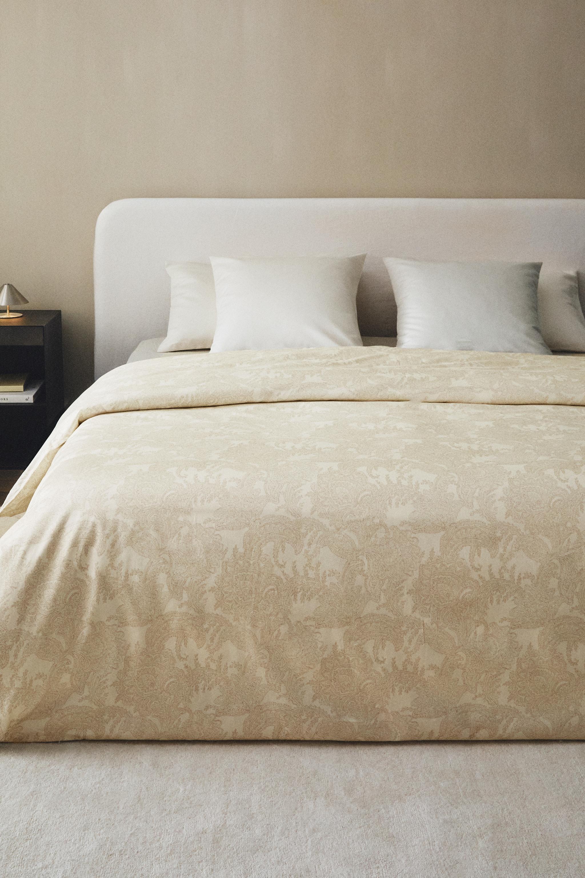 PAISLEY PRINT SATEEN DUVET COVER
